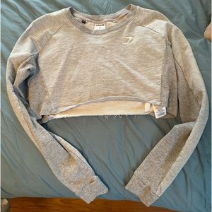 Gymshark women’s cropped training sweater